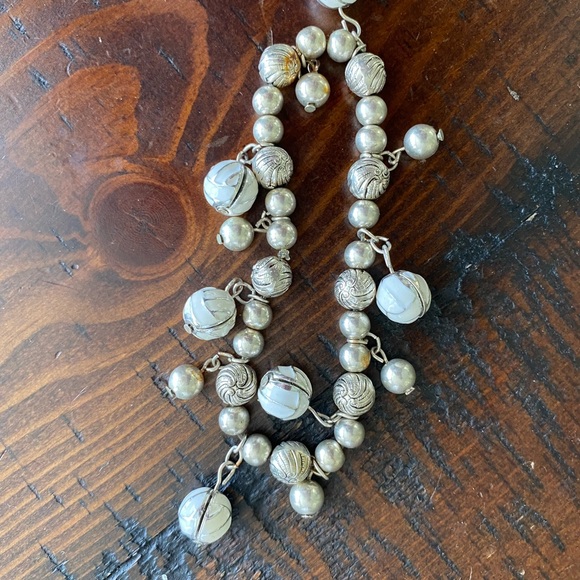 Silver toned heavy beaded dangling bracelet ~ - Picture 3 of 5